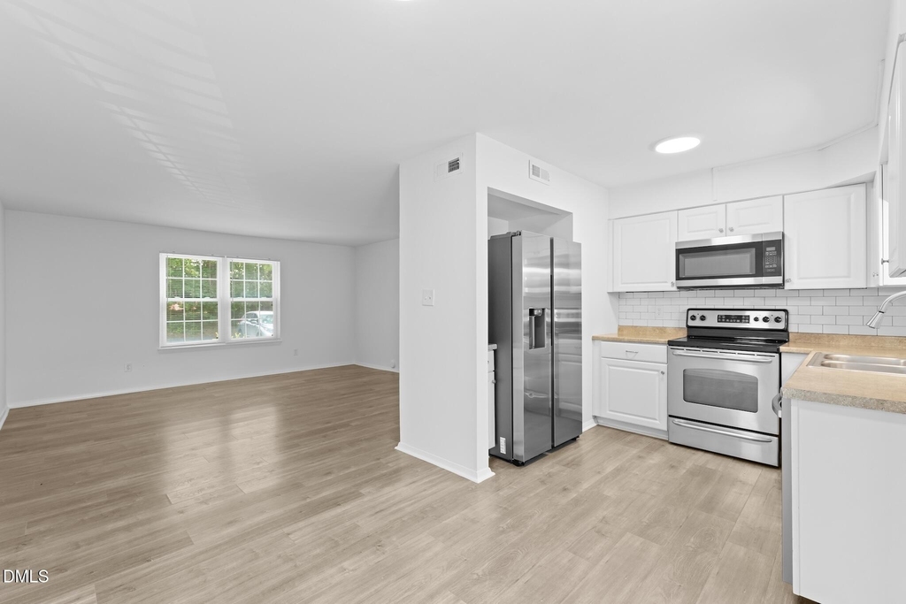 1208 Manassas - Photo 6