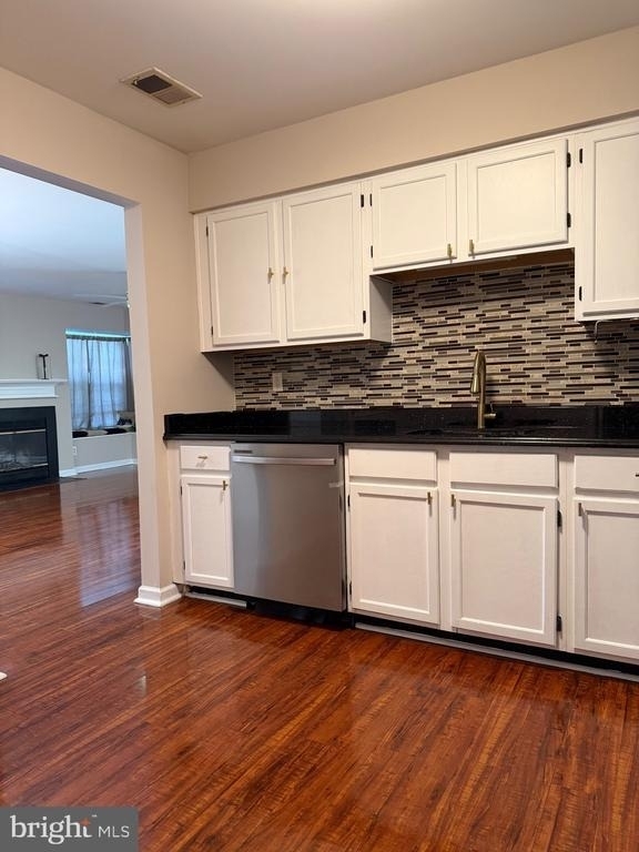 237 Andover Place - Photo 13