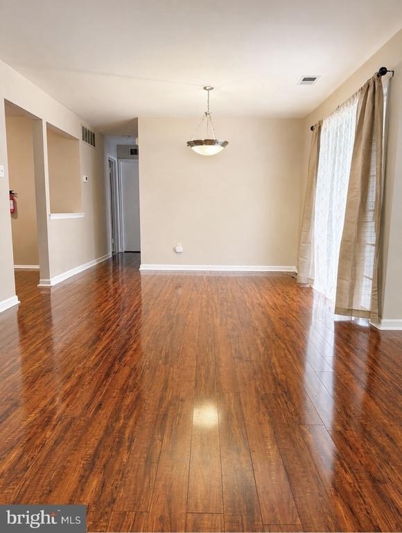 237 Andover Place - Photo 8