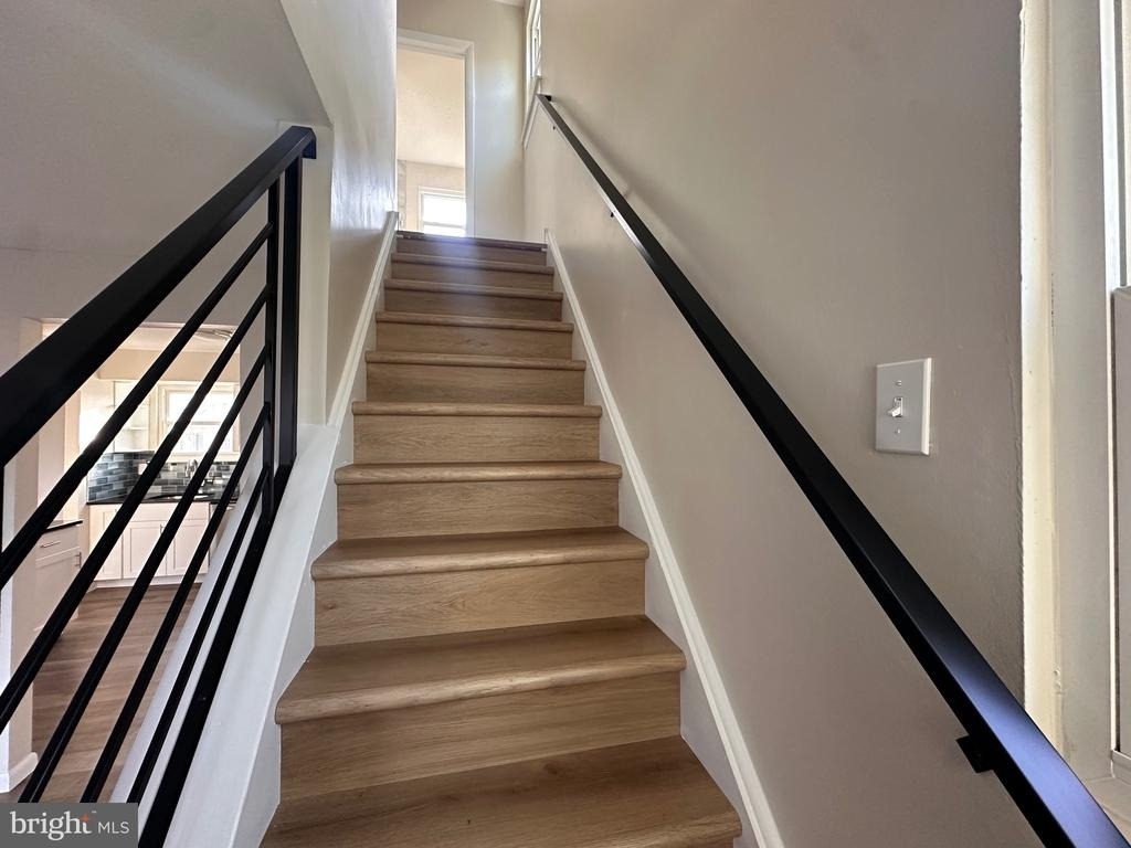 225 Velde Avenue - Photo 7