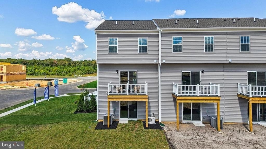 122 Essex Drive - Photo 34