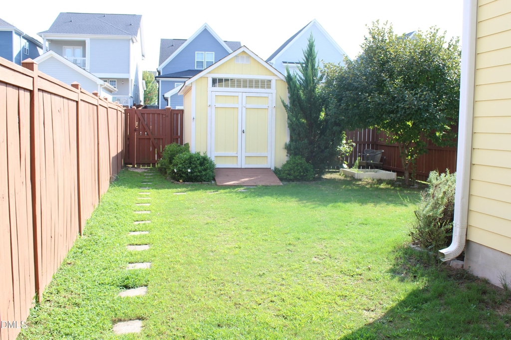 1521 Rhodeschool Drive - Photo 12