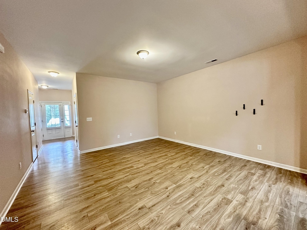 1415 Montonia Street - Photo 5
