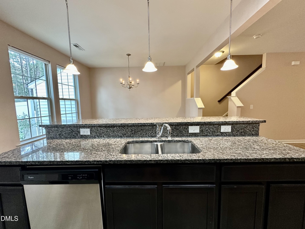 1415 Montonia Street - Photo 9