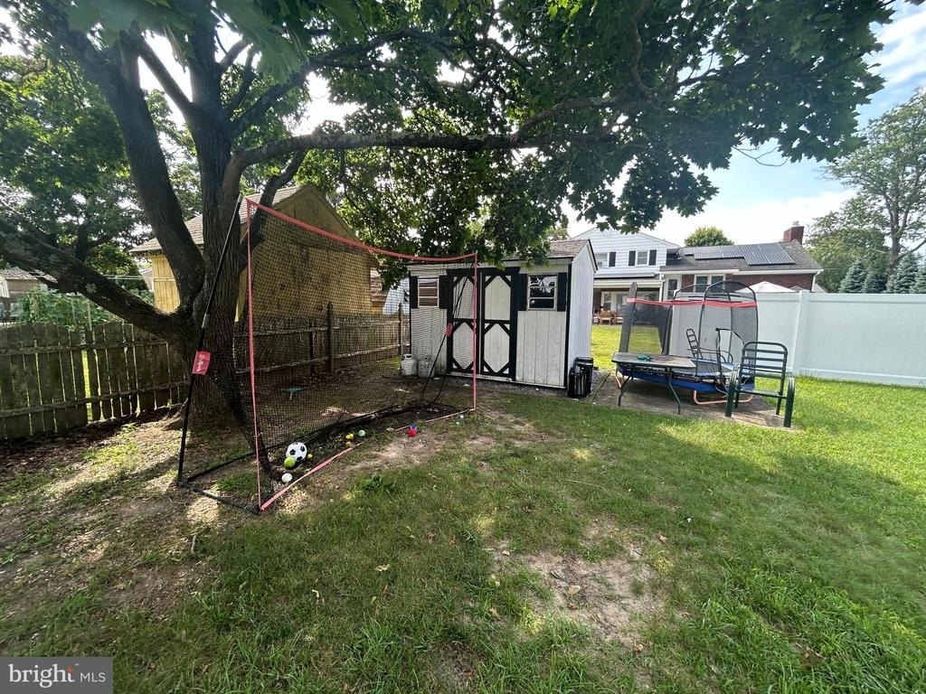 551 French Street - Photo 16