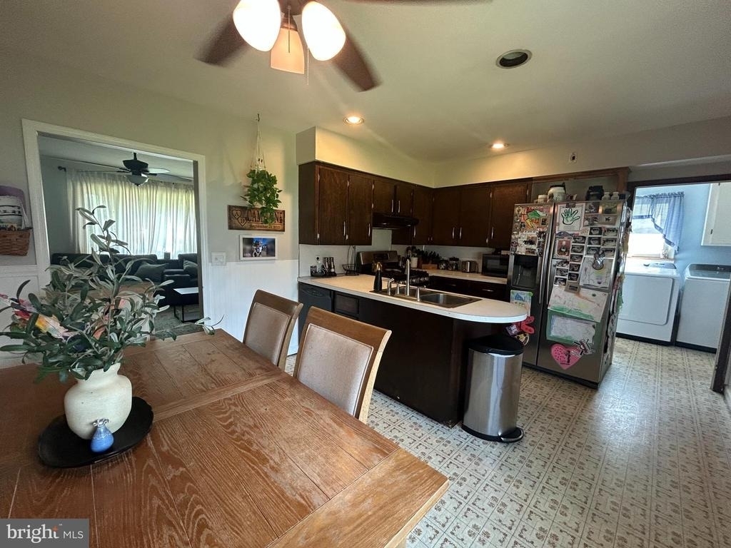 551 French Street - Photo 6