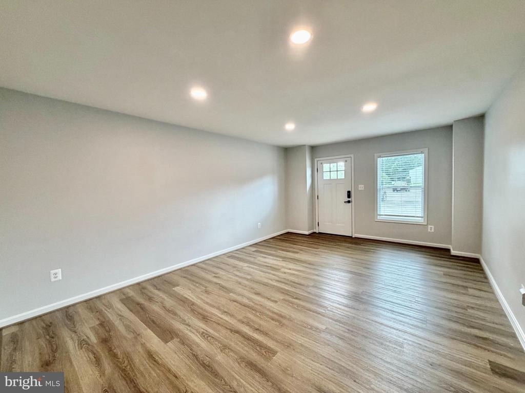 17476 Piney Point Road - Photo 1