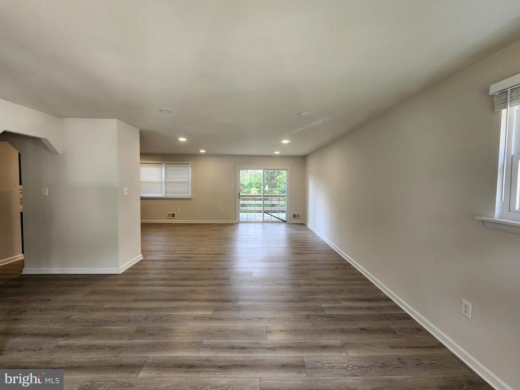 2703 Bey Court - Photo 5