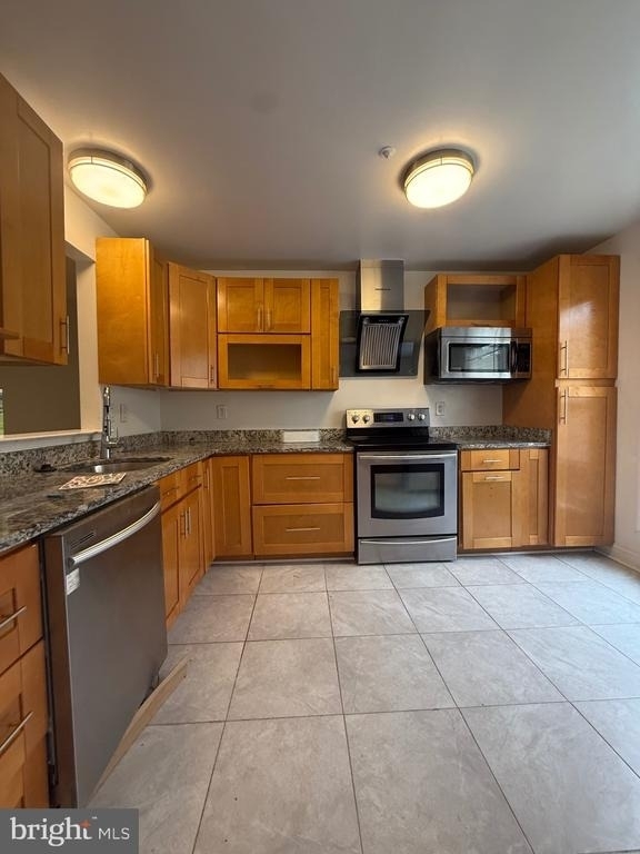 5023 Colburn Terrace - Photo 4