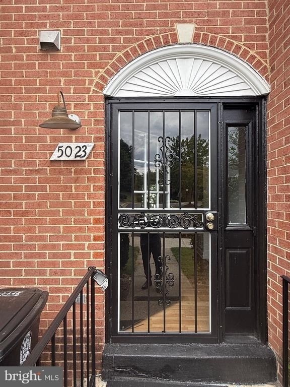 5023 Colburn Terrace - Photo 2