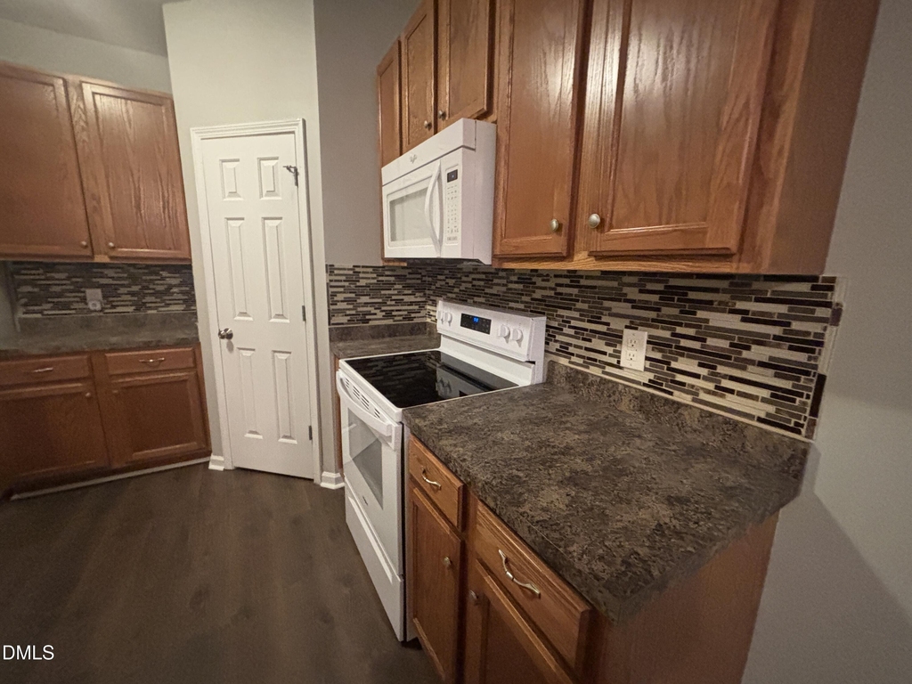 27 Great View Court - Photo 13