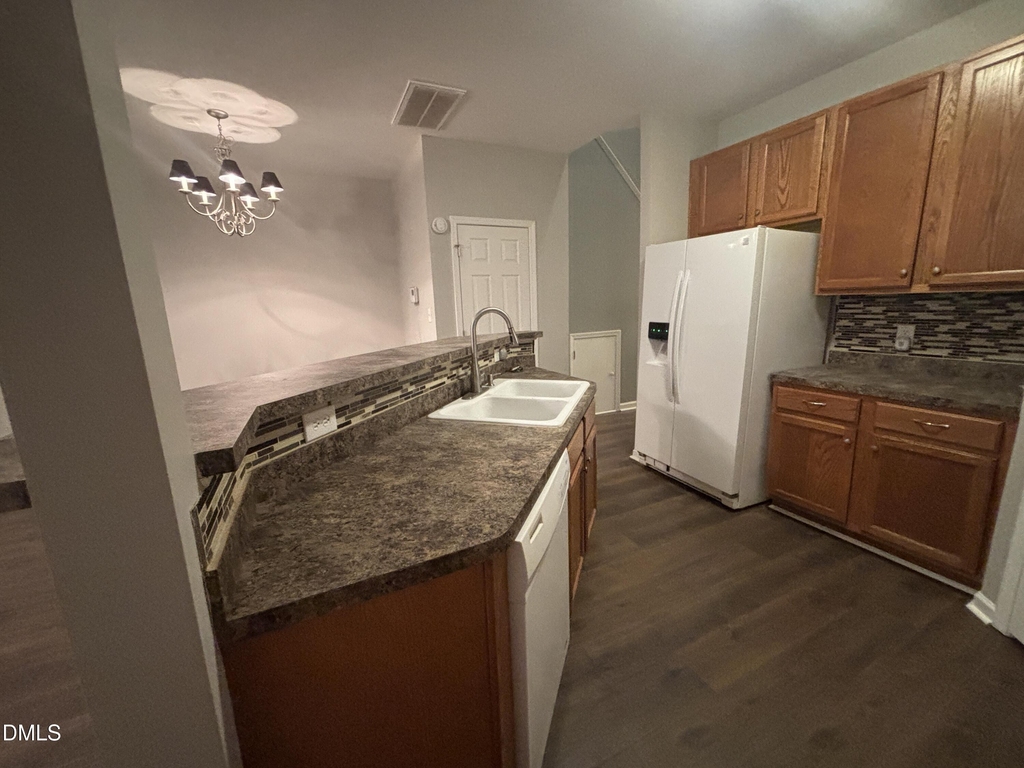 27 Great View Court - Photo 14