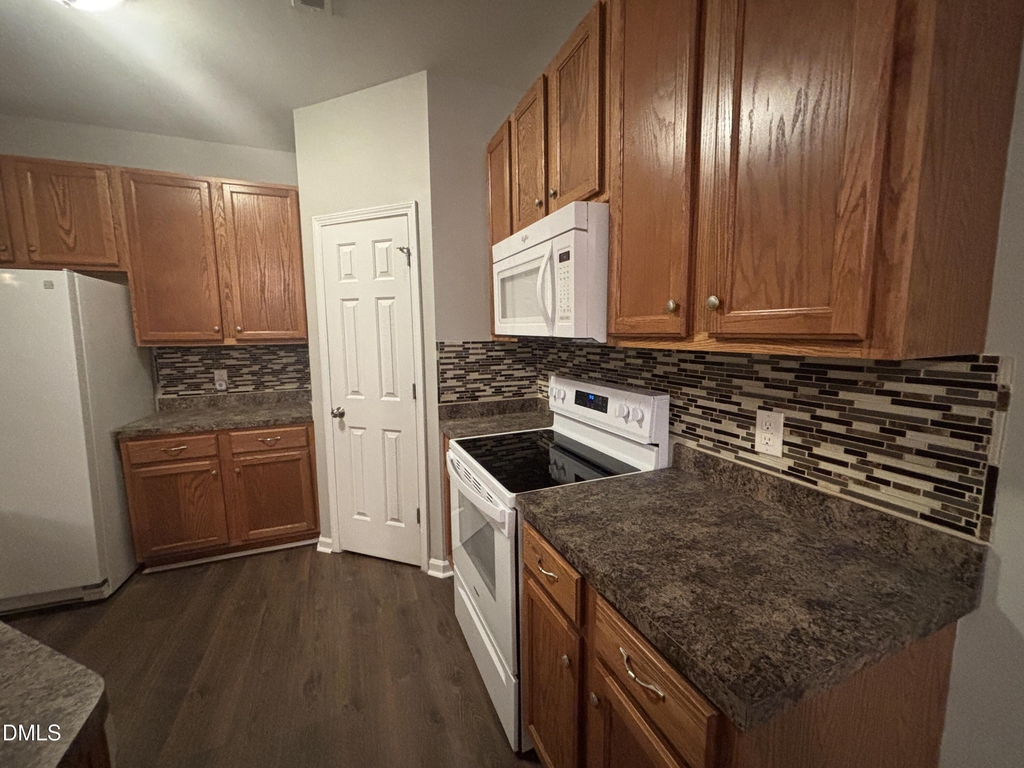 27 Great View Court - Photo 2