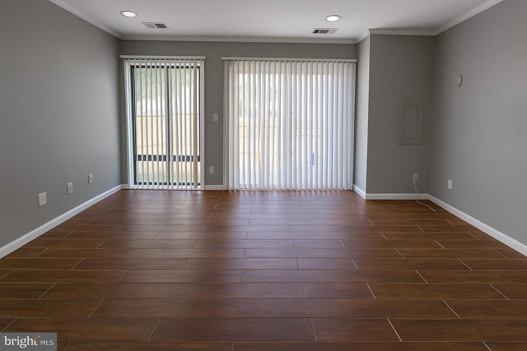 9926 Ridgeline Drive - Photo 2