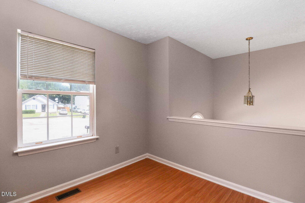 1709 Calypso Court - Photo 8