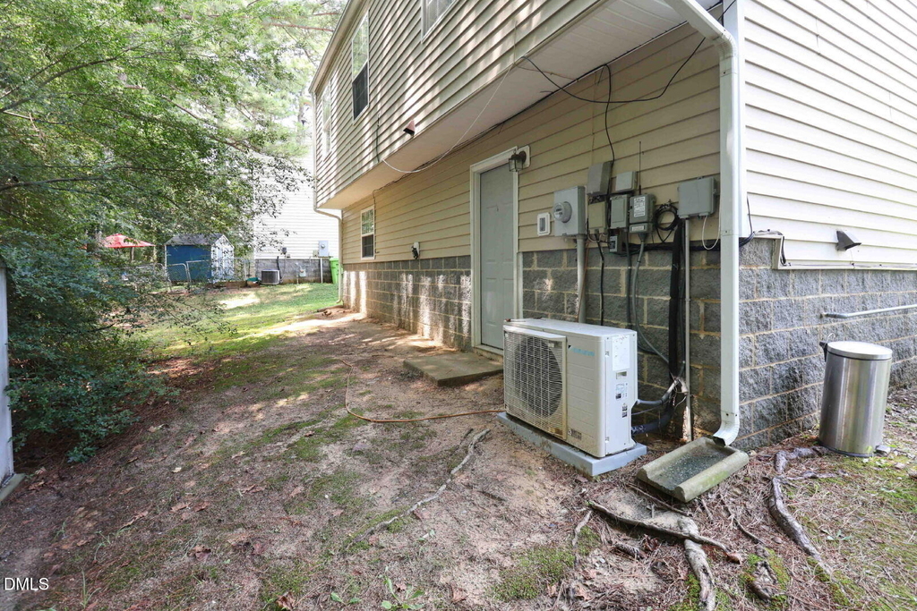 1709 Calypso Court - Photo 29