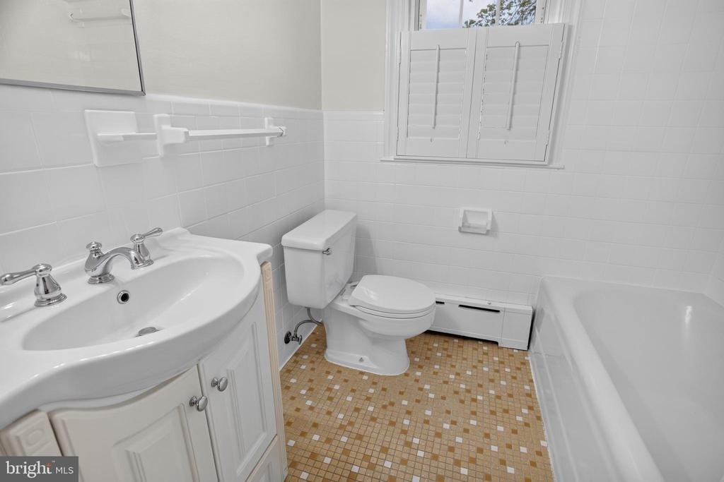 4705 Hunt Avenue - Photo 21