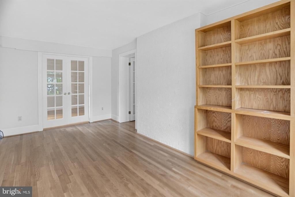 4705 Hunt Avenue - Photo 8