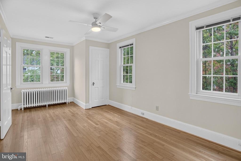 4705 Hunt Avenue - Photo 16
