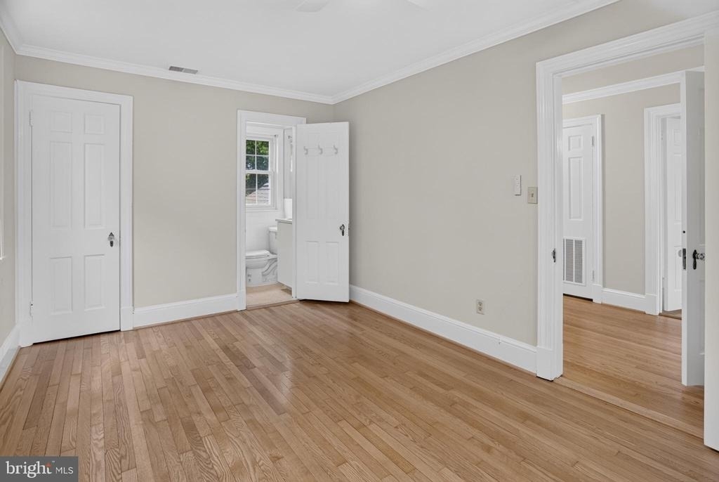 4705 Hunt Avenue - Photo 17