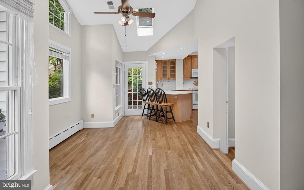 4705 Hunt Avenue - Photo 5