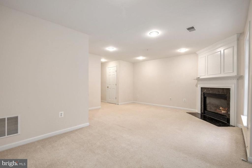 19421 Rayfield Dr - Photo 23