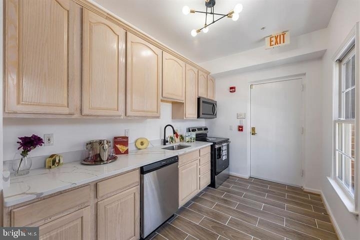 232 Main Street - Photo 2