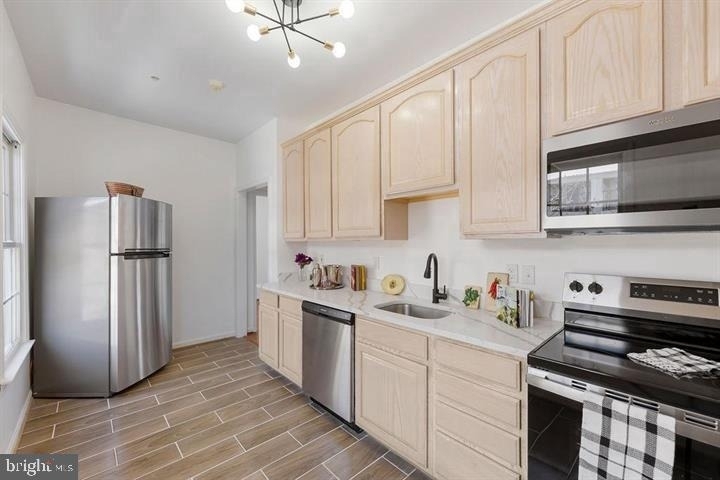 232 Main Street - Photo 3