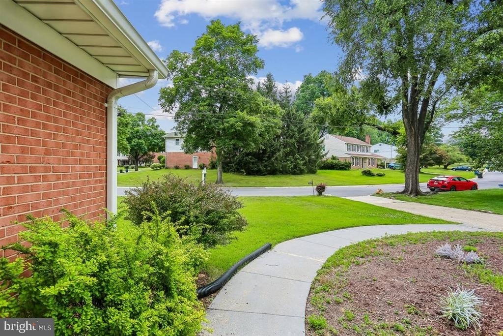 903 Annmore Drive - Photo 1