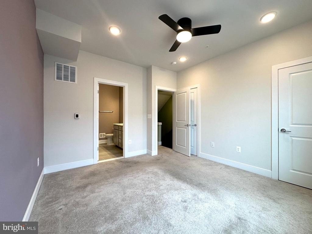 1009 Rockwell Avenue - Photo 30