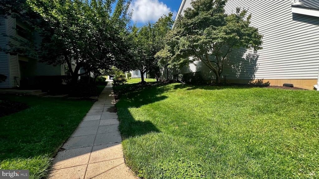 1611 Carriage House Terrace - Photo 29