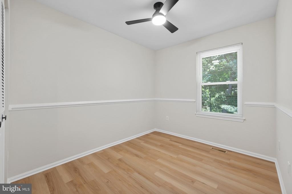 6356 Ducketts Lane - Photo 12