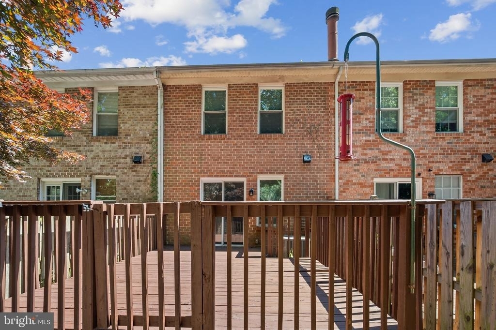 6356 Ducketts Lane - Photo 25