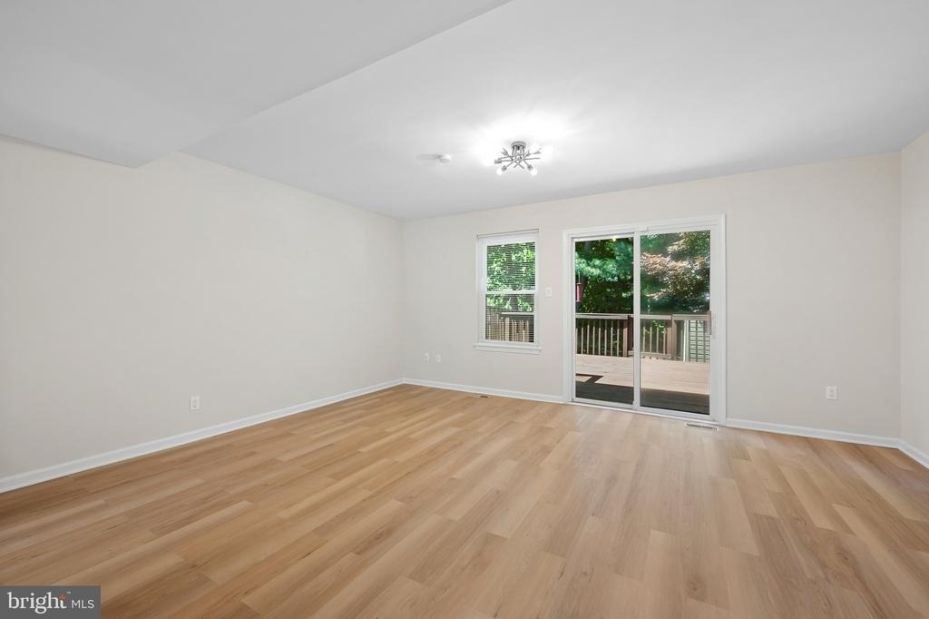 6356 Ducketts Lane - Photo 4