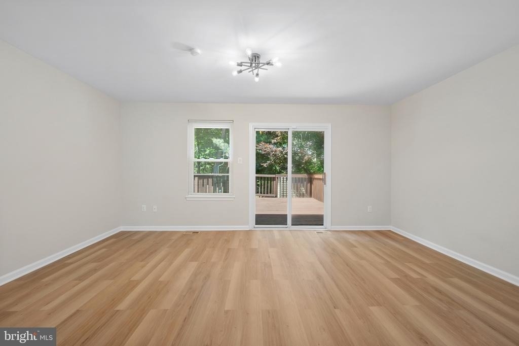 6356 Ducketts Lane - Photo 10