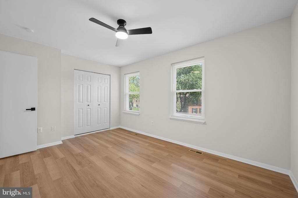 6356 Ducketts Lane - Photo 8