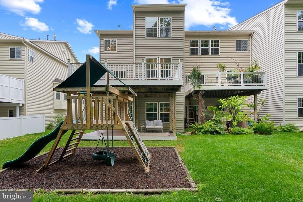 232 Mohegan Drive - Photo 31