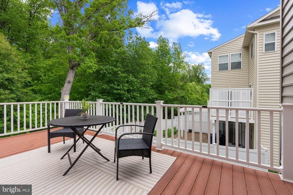 232 Mohegan Drive - Photo 28