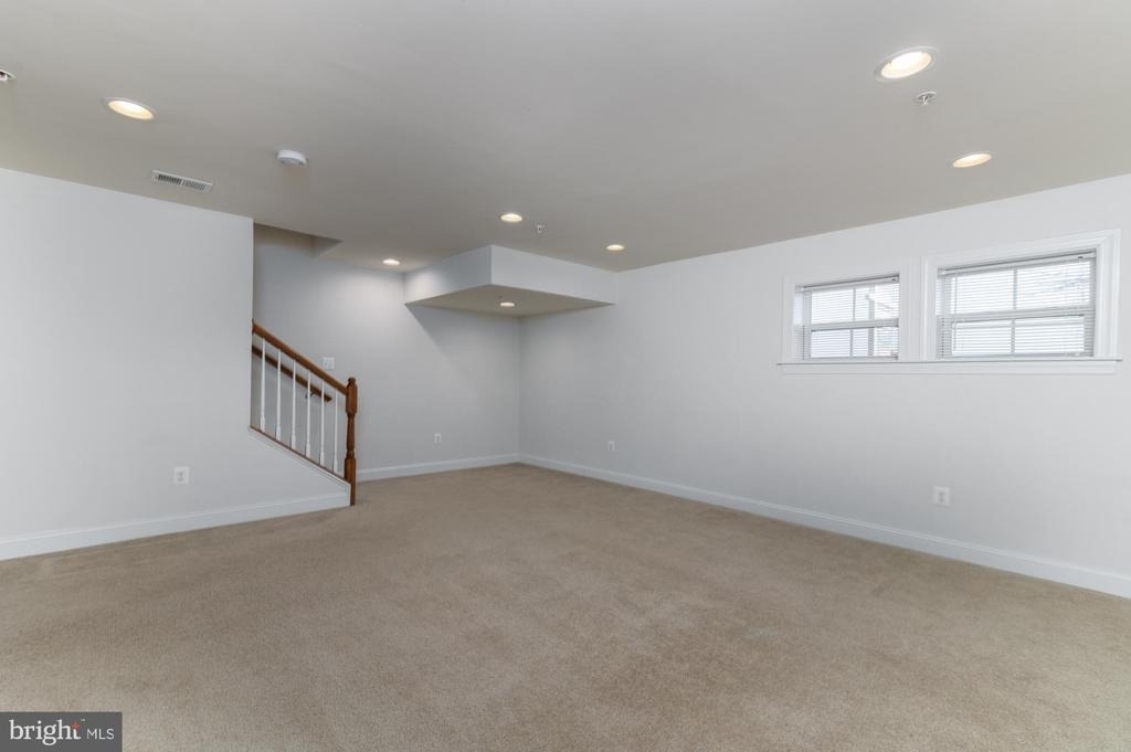 1155 Potomac View Parkway - Photo 17