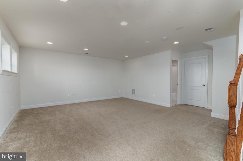 1155 Potomac View Parkway - Photo 18