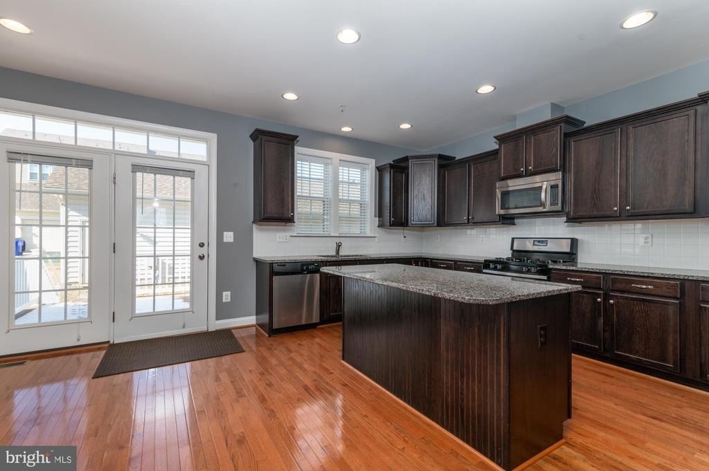 1155 Potomac View Parkway - Photo 7