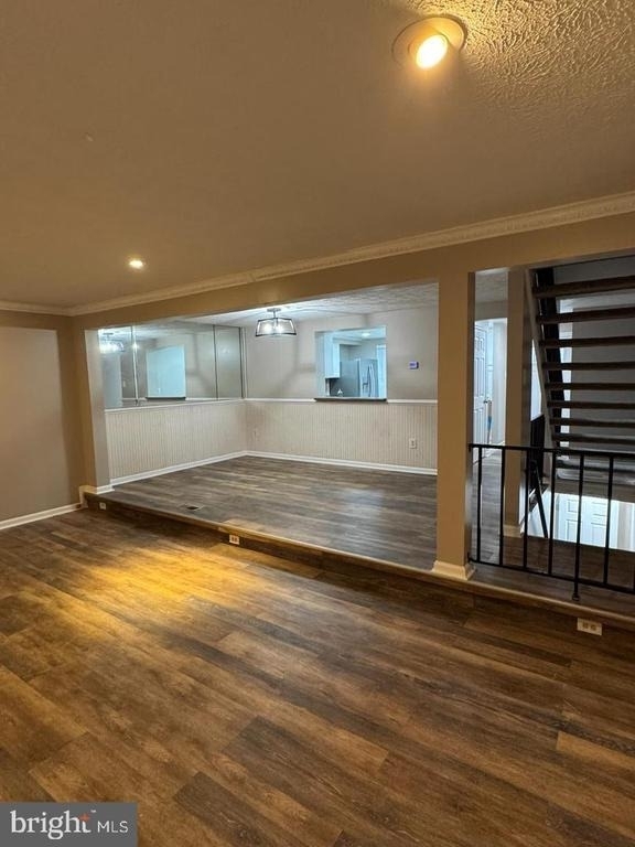 520 Ellrose Court - Photo 6