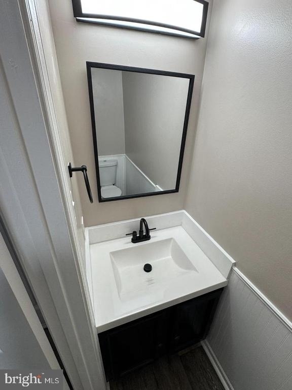 520 Ellrose Court - Photo 2