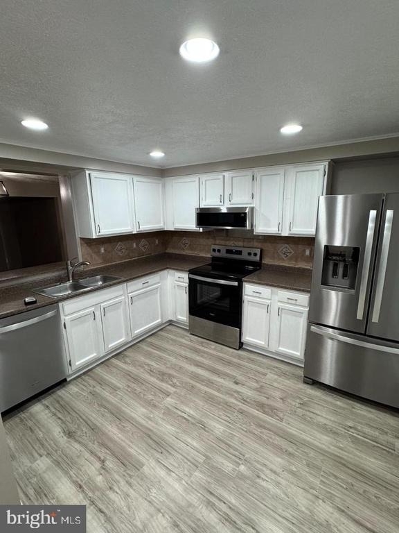 520 Ellrose Court - Photo 4