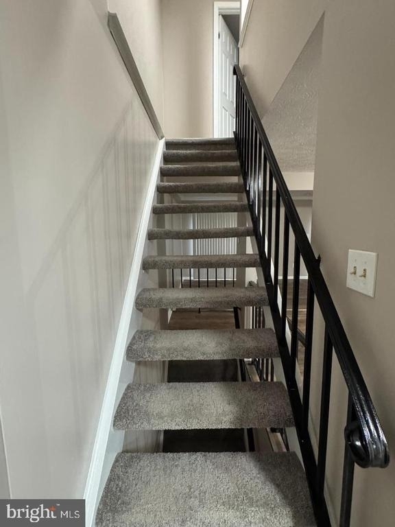 520 Ellrose Court - Photo 9