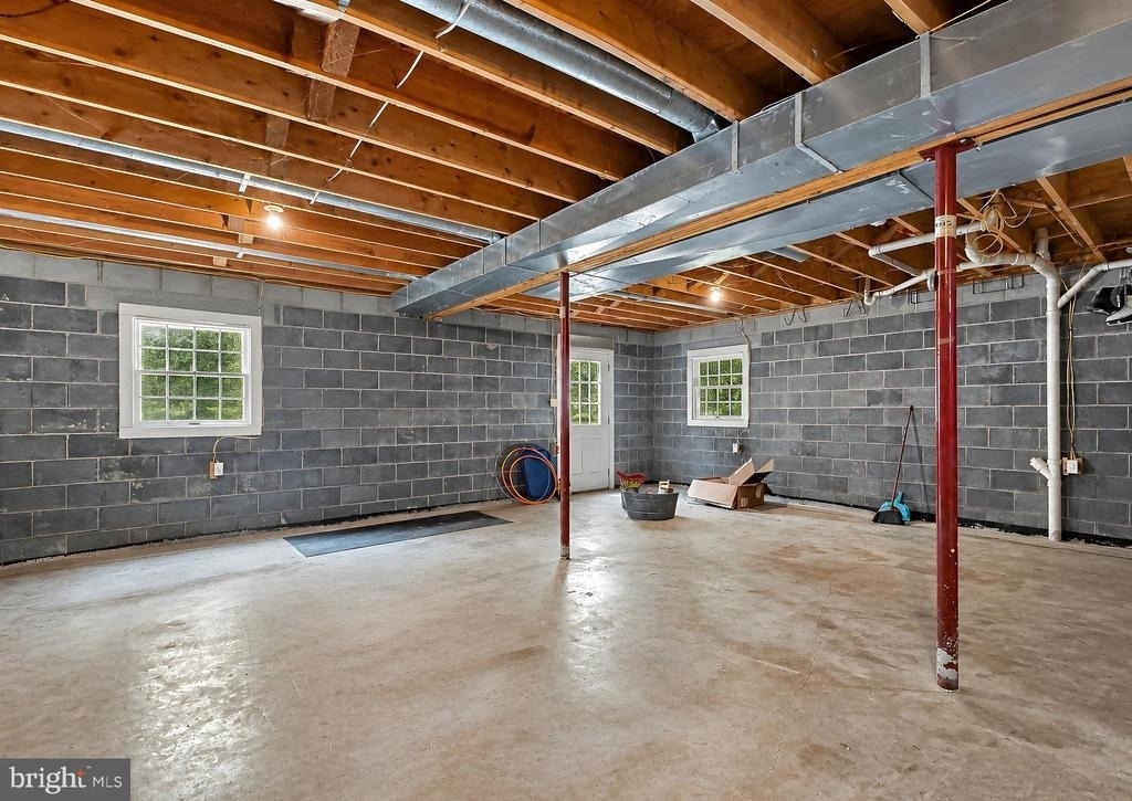 8433 Sailboat Lane - Photo 32
