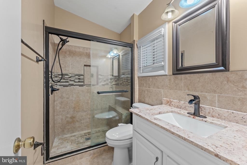 5801 Stuart Avenue - Photo 17
