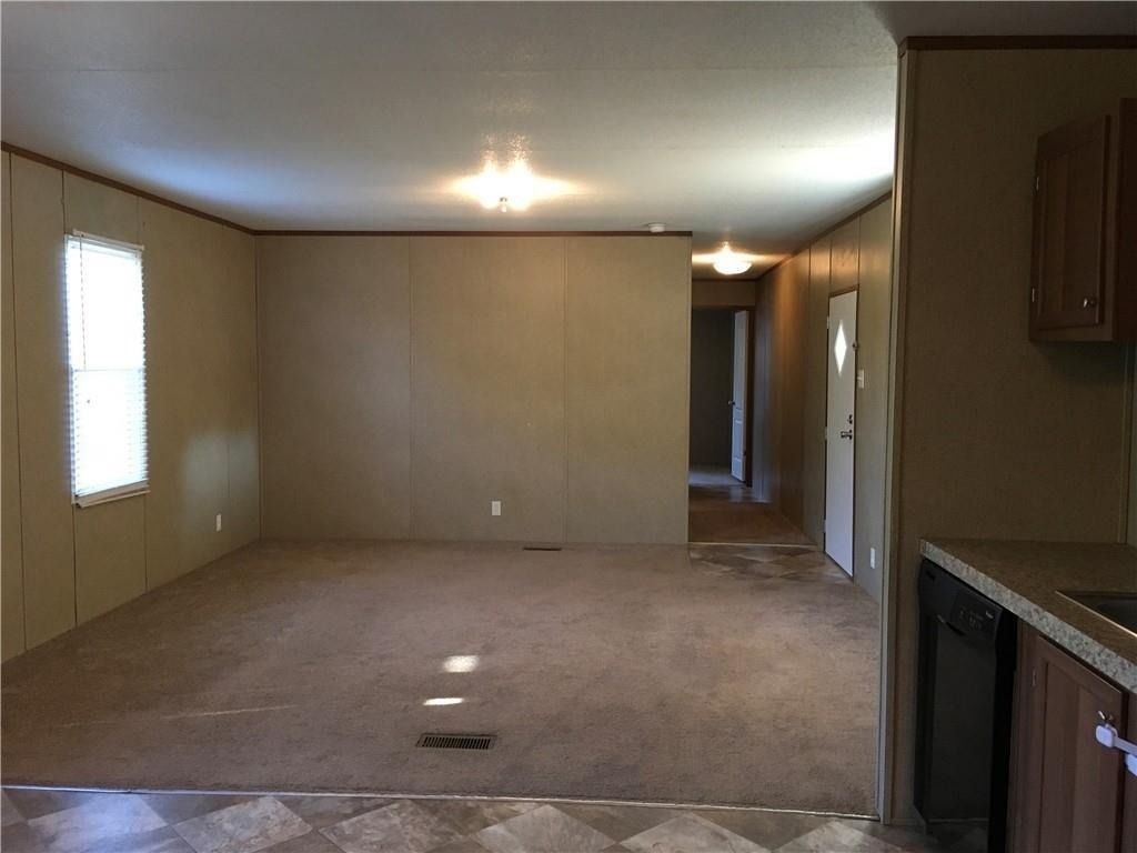 1719 Watterson Rd - Photo 2