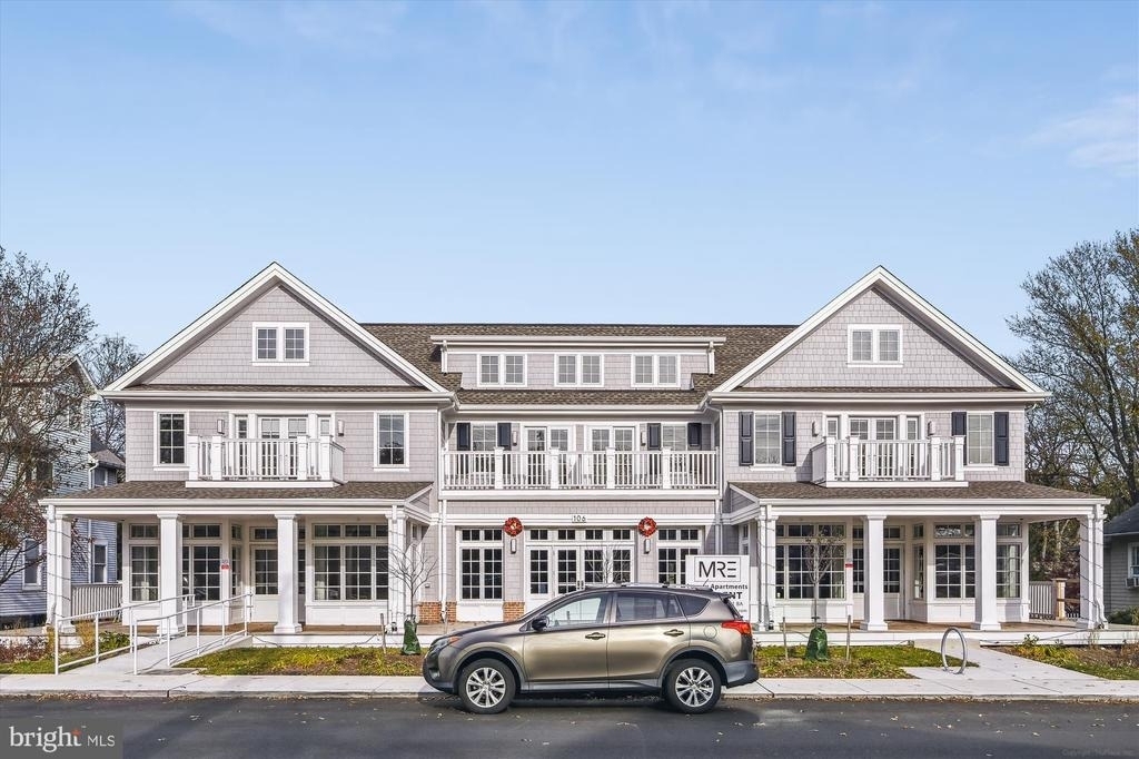 106 Annapolis Street - Photo 0