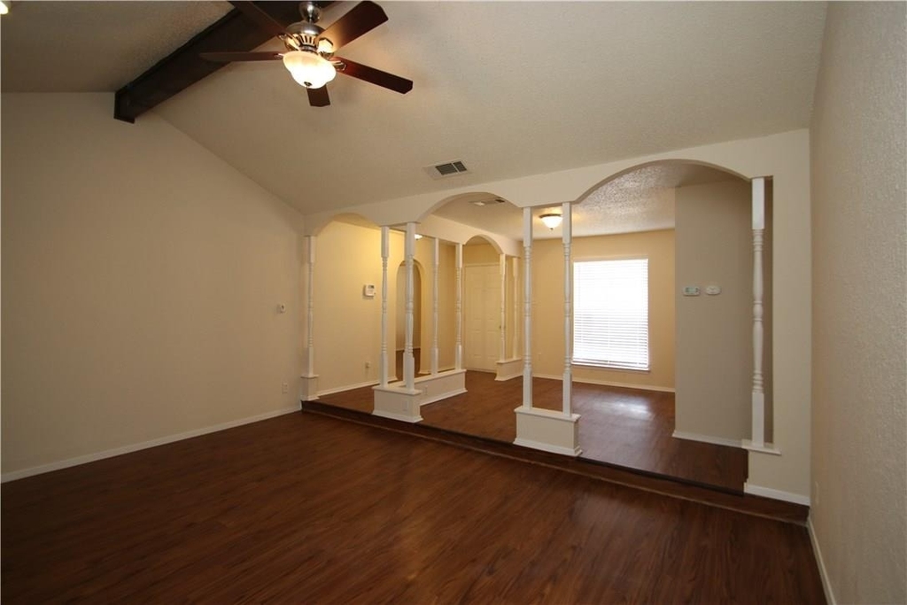 7017 Crosswood Dr - Photo 6